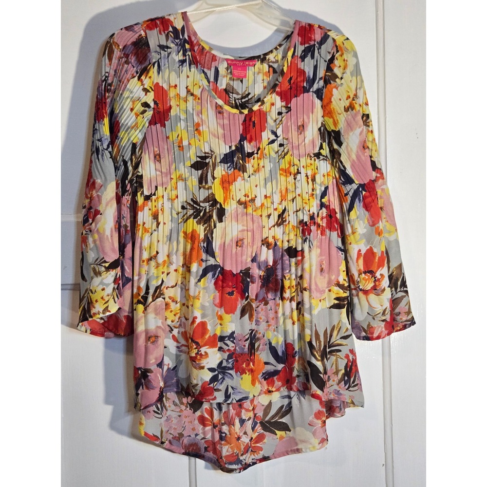 Sunny Leigh Petite Floral Pleated Blouse 3/4 Bell Sleeve High Low Top PS